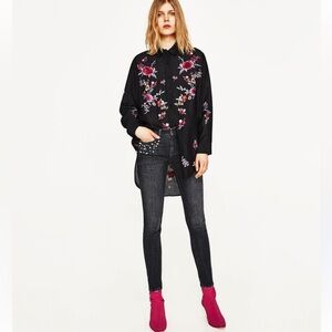 Zara woman‎ black button up with embroidery throughout small
